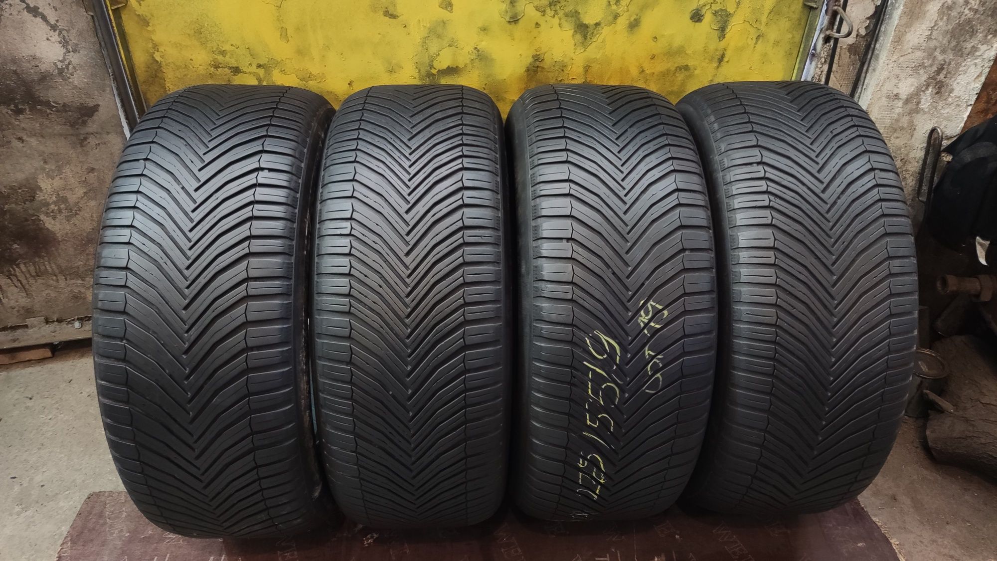 4бр всесезонни гуми 275/55/19 Michelin Cross Climate SUV MO, dot19
do