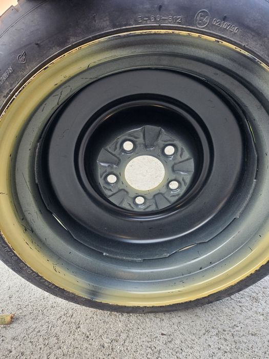 Резервна гума тип патерица 5х110 ф56,6мм 15 цола