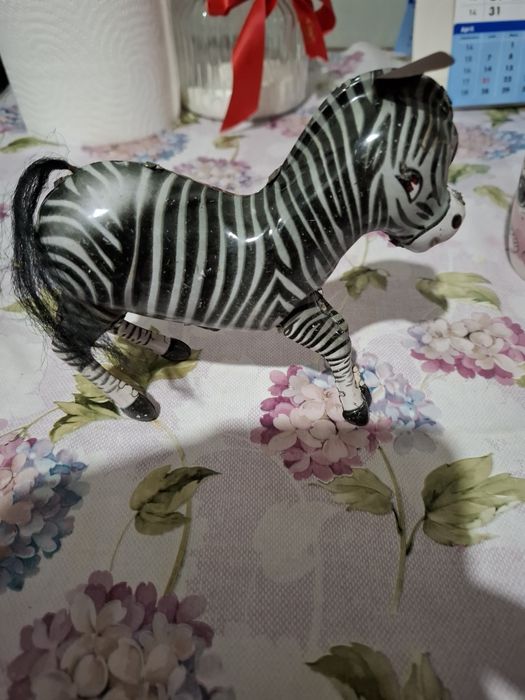 Jucarie perioada comunista 14 cm x 12 cm