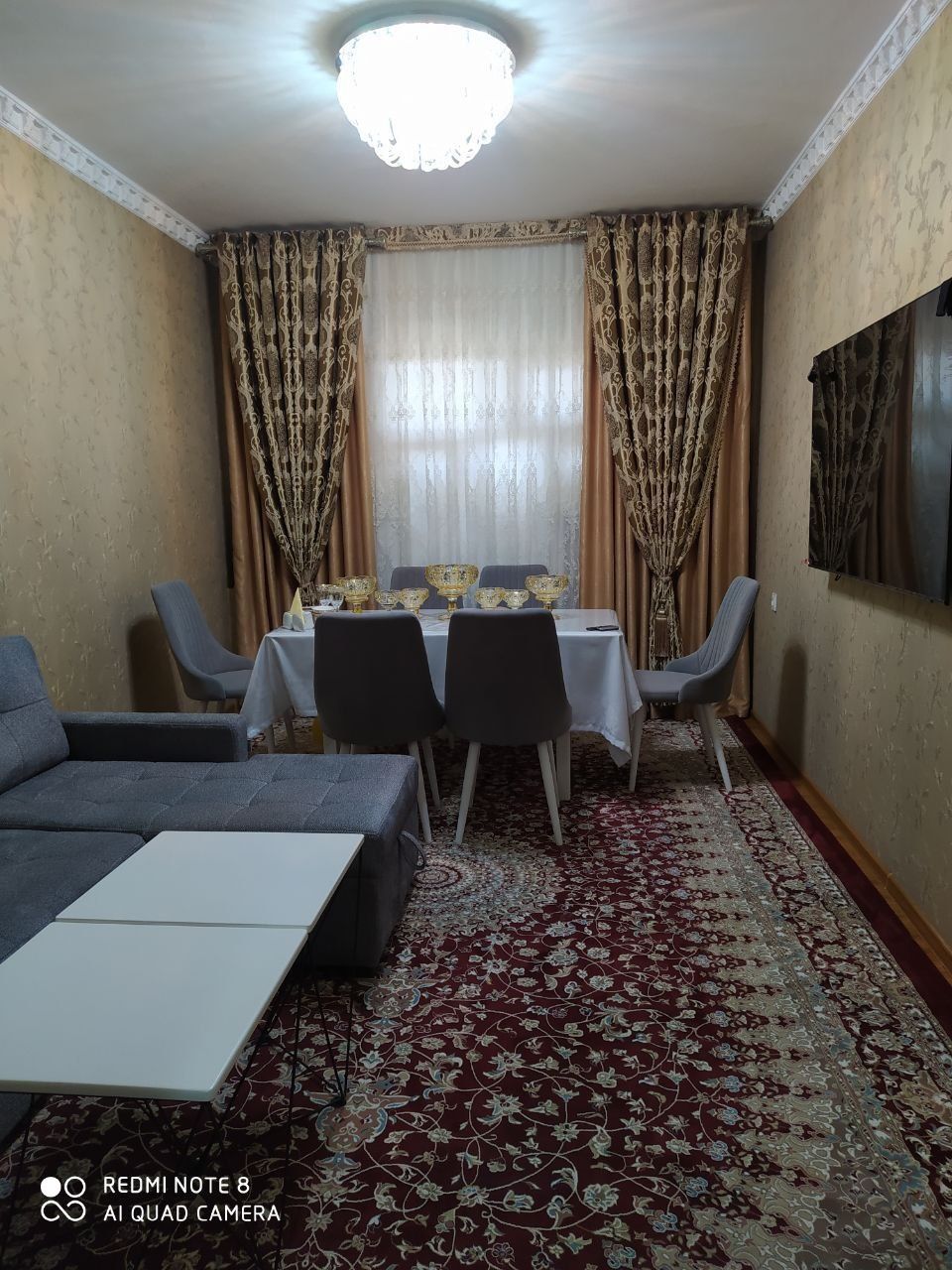 Юнусабад 10 квартал. Продается квартира 3/5/5