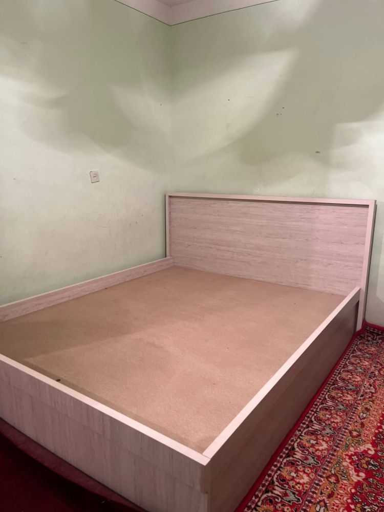 Кровать двух местный