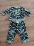 Costum   camuflaj