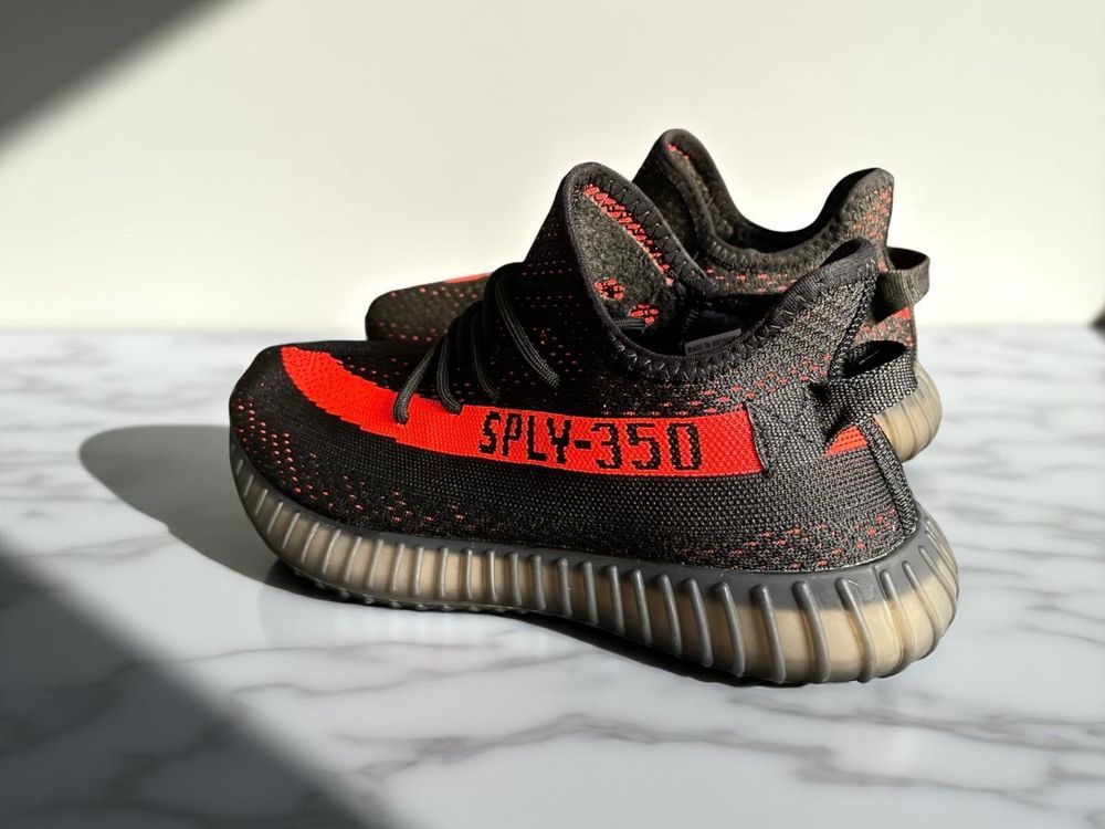Yeezy Boost 350 V2 Carbon Beluga
