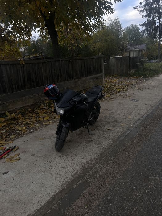 Vand Honda CBR 125R din 2014