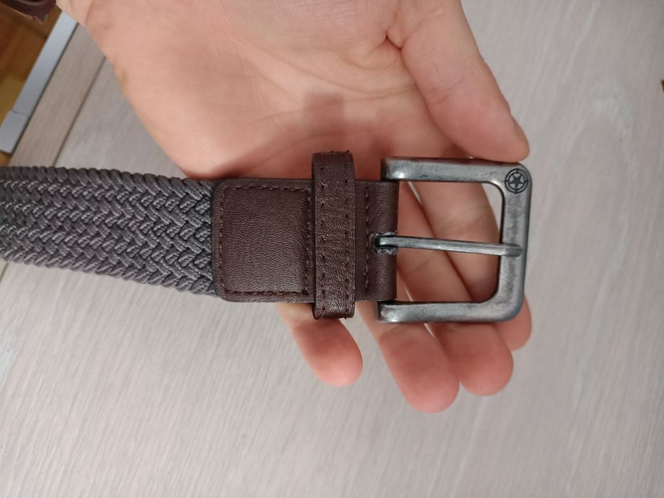 curea gri putin elastica