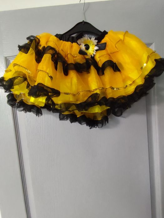 Fusta albinuța tutu Bumblebee 110