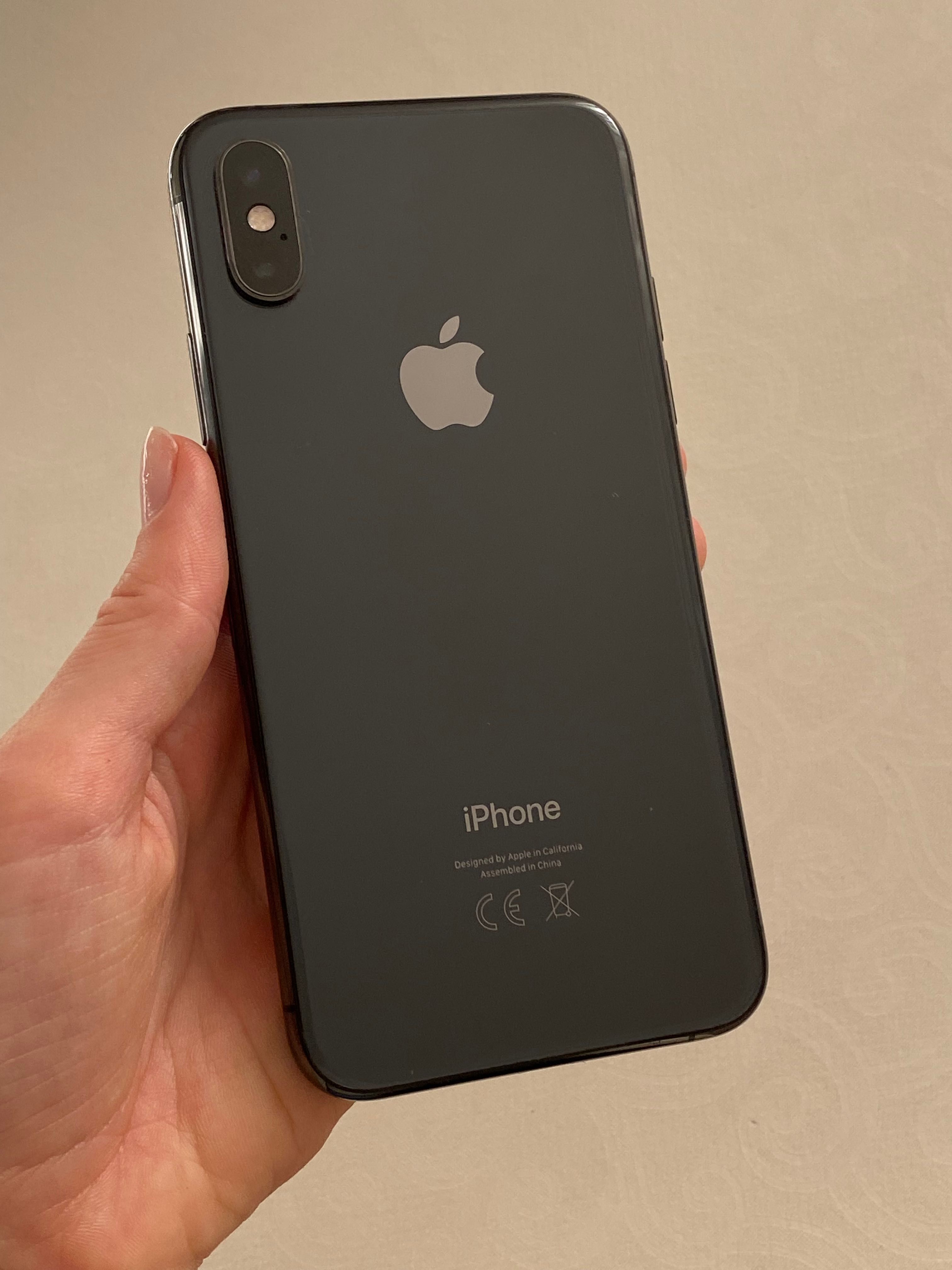 Iphone XS, в идеальном состоянии