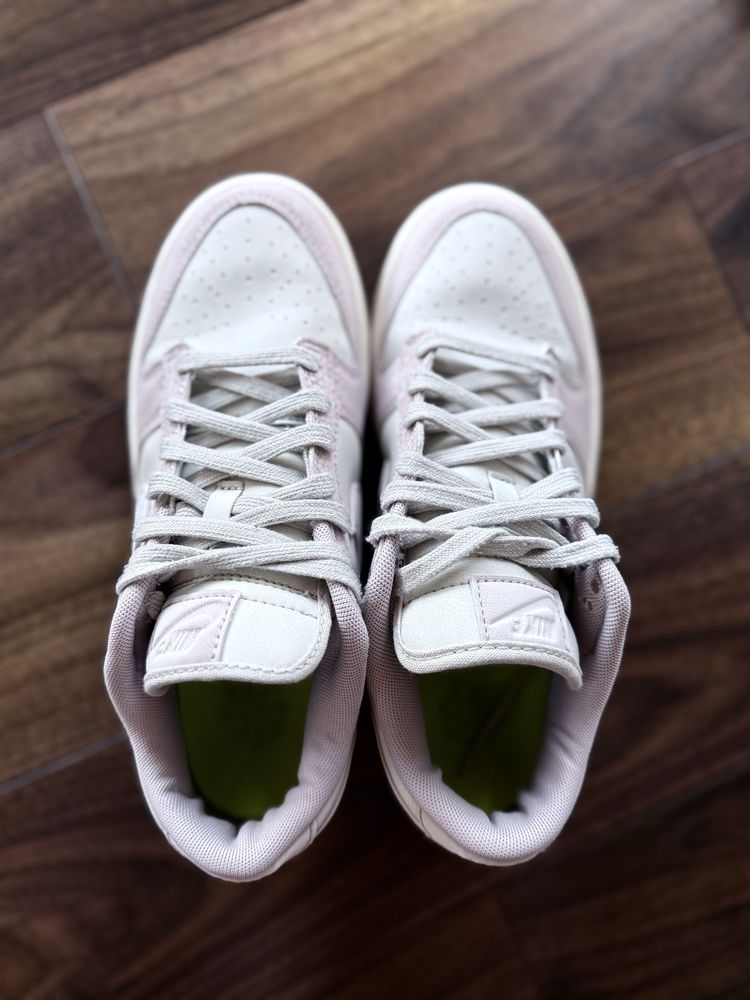 Маратонки/кожени кецове Nike dunk low 38.5, дамски