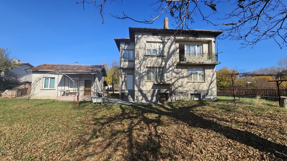 Продава се къща в с. Габер