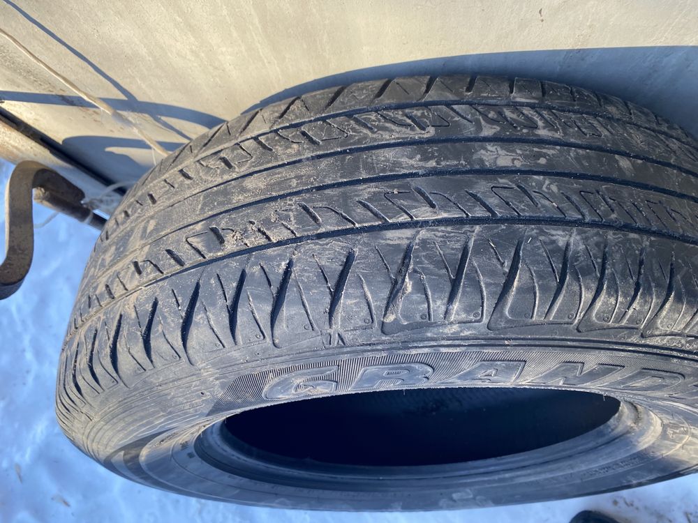 Летняя резина DUNLOP 215/70/16