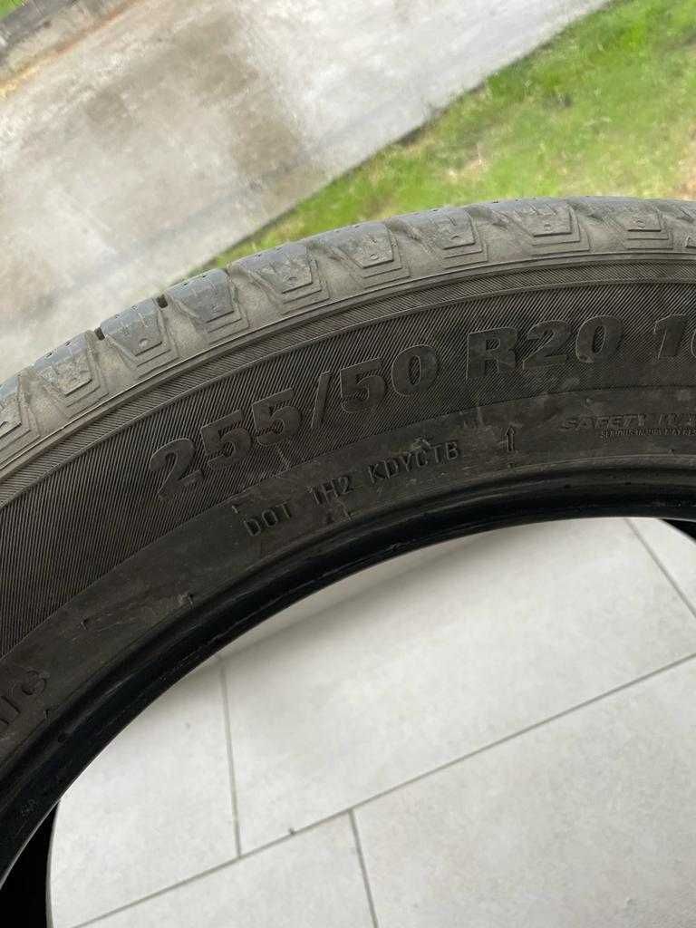 Set complet cauciucuri iarna KUMHO 255/50/R20 Dot 2019