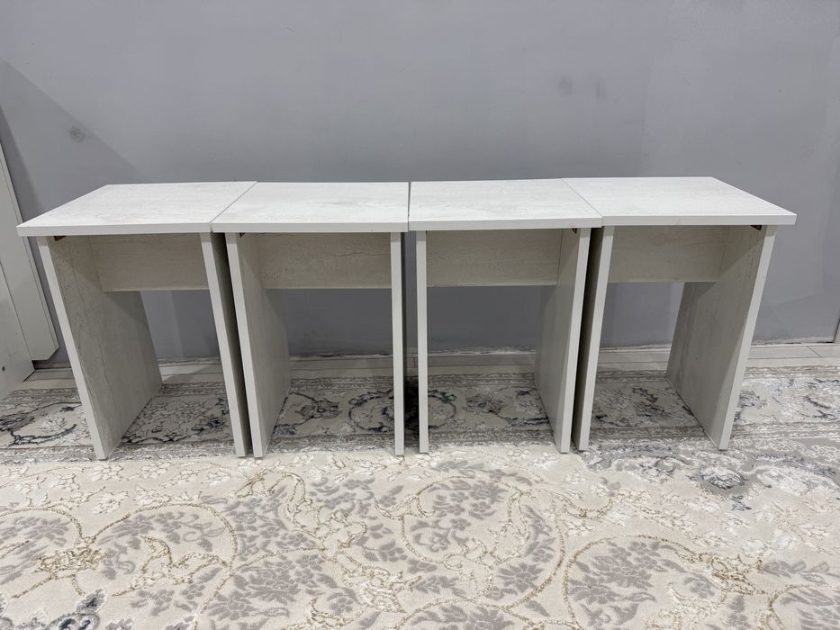 Продам стол со стульями