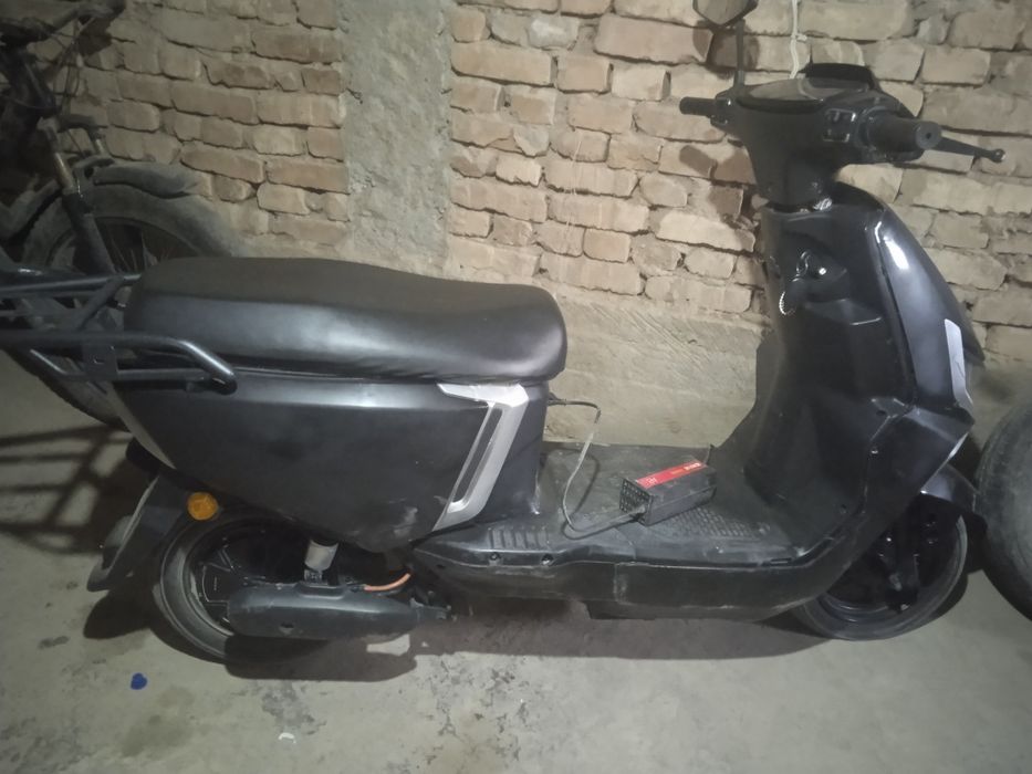 Skuter 6 akkumulyatorli