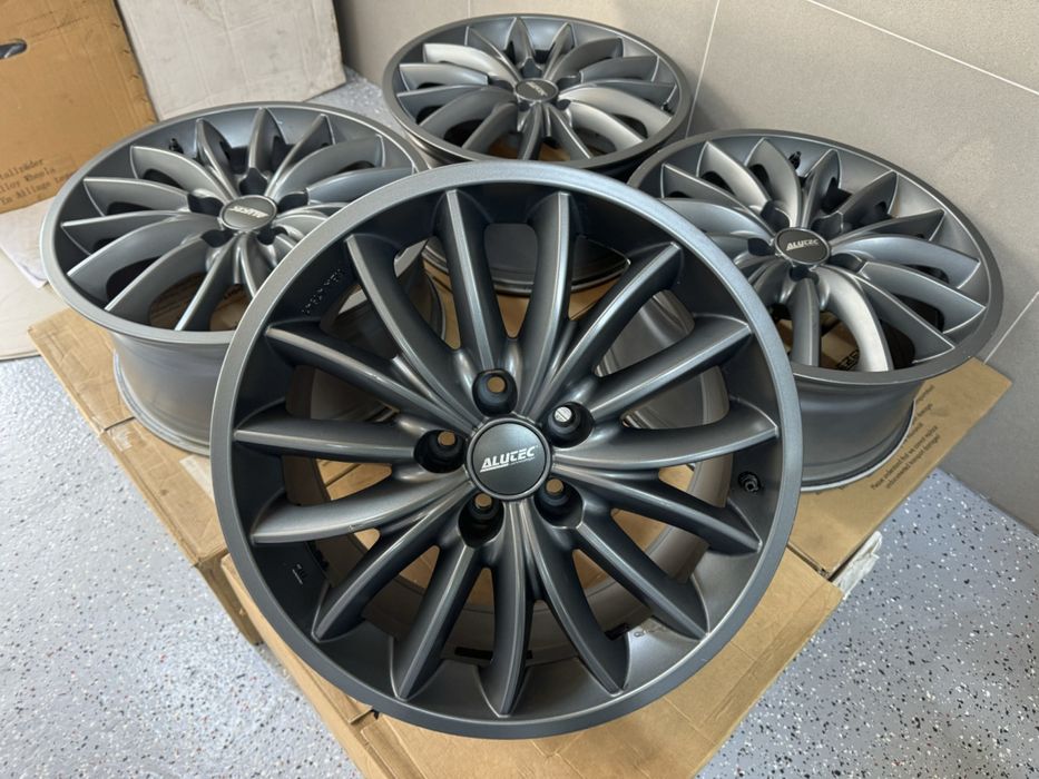 Vand jante audi 17 cu cauciucuri de iarna