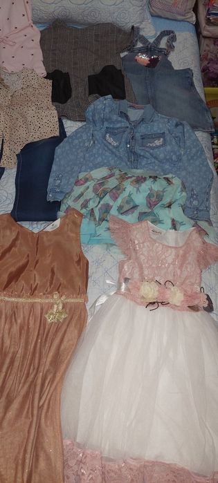 Lot rochițe elegante 6-8ani