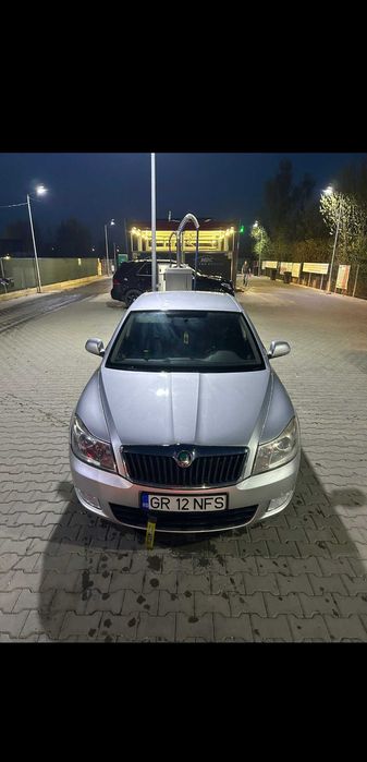 Skoda Octavia 2 – 2011, benzină, manuală – 190.000 km