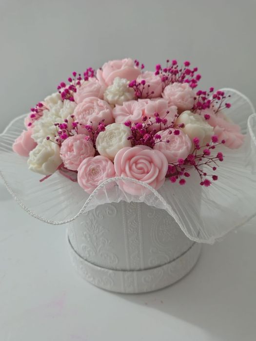 Fac la comanda aranjamente parfumate din ceară de soia