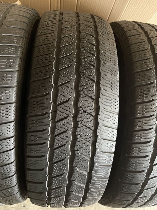 215/60/R17 C Continental VanContactWinter