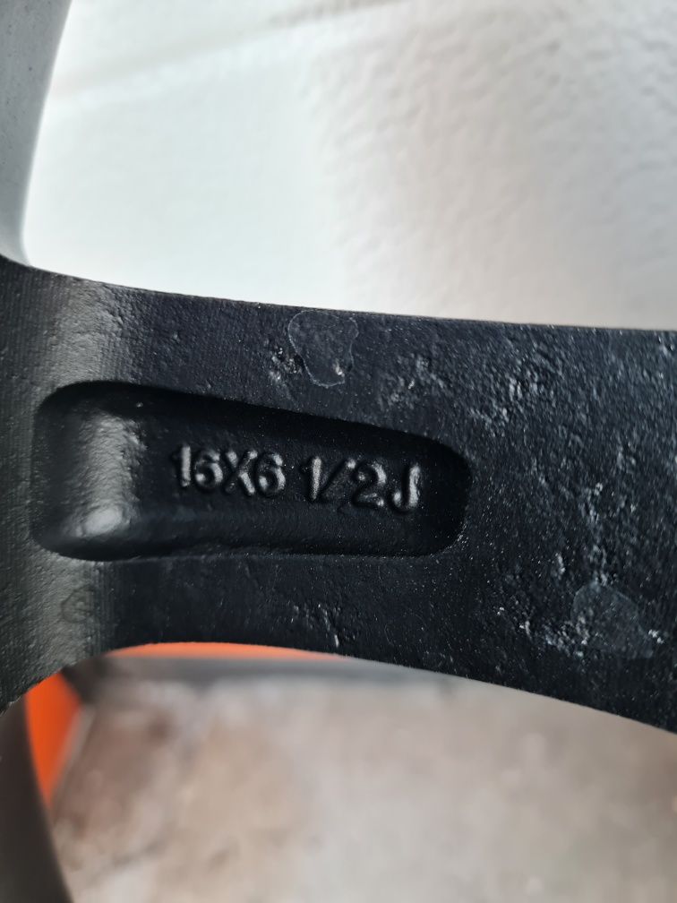 Оригинални джанти за МАЗДА MAZDA R16 5x114.3 ET52.5 6.5J