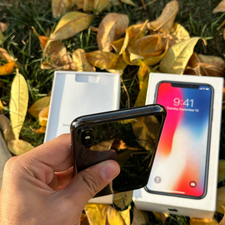 iPhone X 256gb karobka