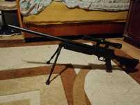 Vând replică pușcă Sniper