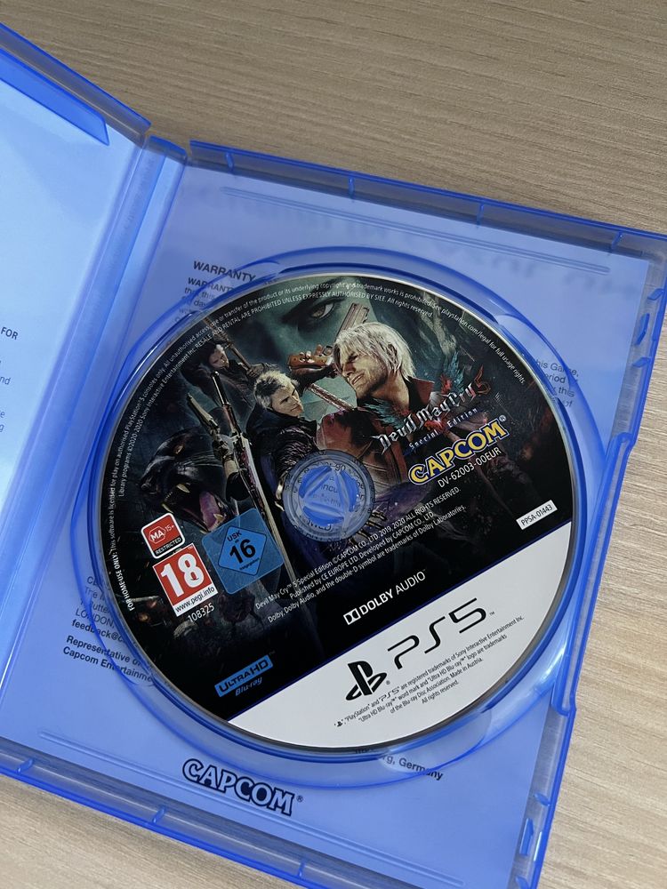 Devil May Cry 5 complete edition PS5