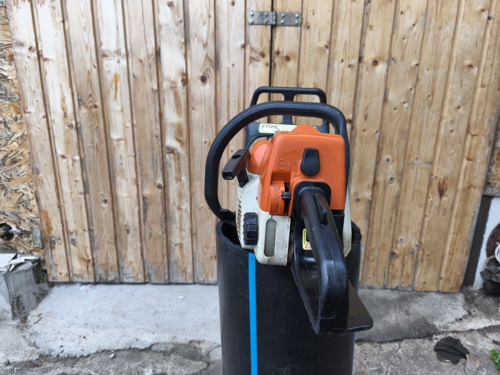 Резачка за дърва Stihl 017