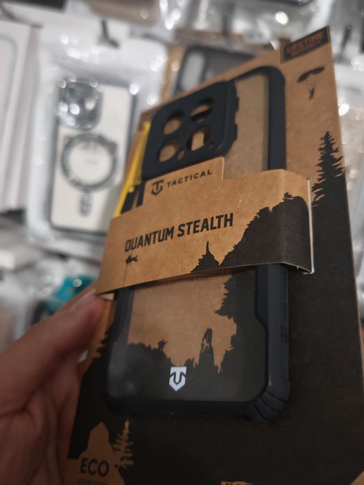 Намалени!Tactical Quantum Stealth гръб за Xiaomi 14
