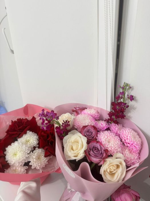 Гүлдер сатылады екеуі 4000тг