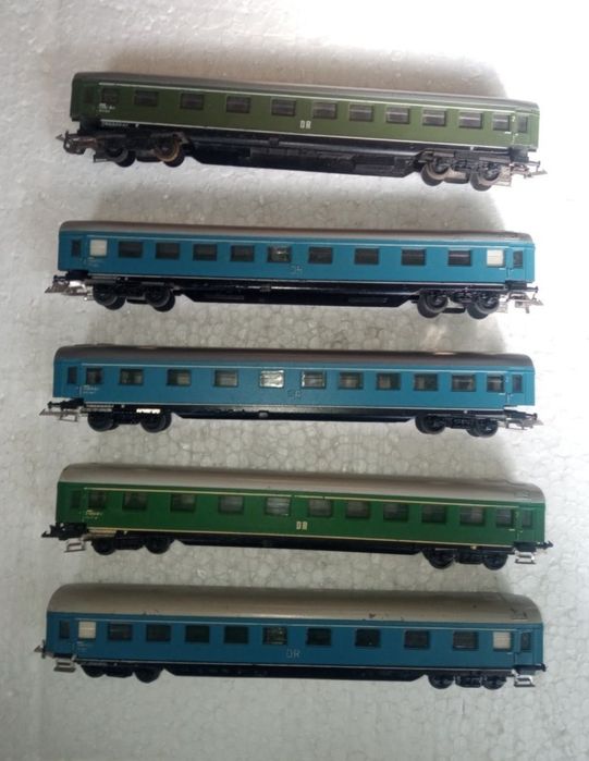 Vagoane de călători la scara TT

Preț pe bucata 80 lei

vizualizati si