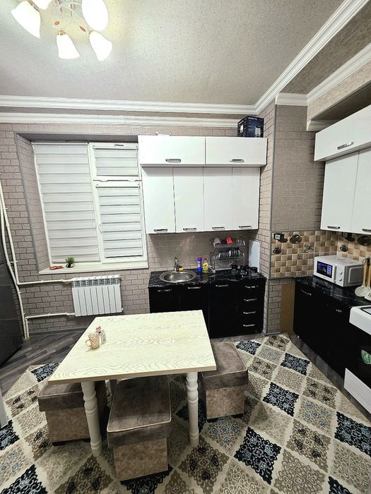 9 Bozor Yangi Xayot Domi