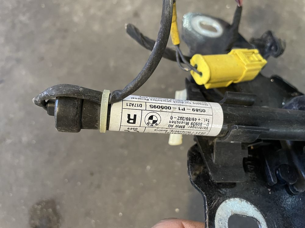 Панти преден капак БМВ Х3/ Х4, Г01/ Г02 (piropatron bmw x4)