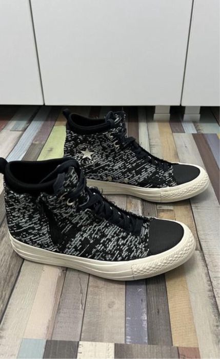 Tenisi converse alb cu negru maimea 38