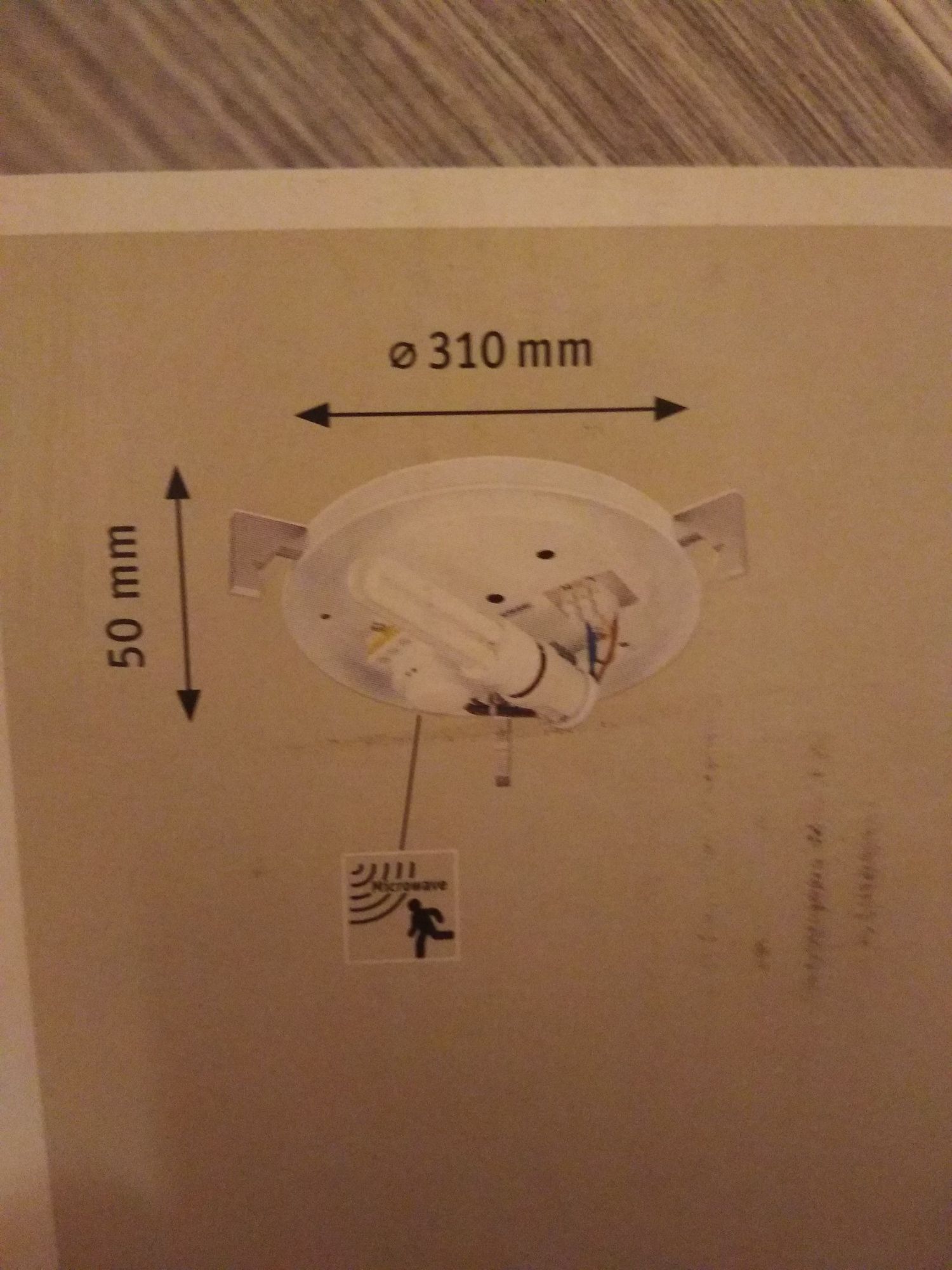 Новый брендовые потолочный светильник 4×40Втсветиль