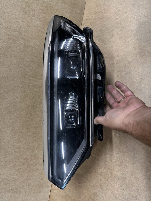 Far stânga full led vw passat b8 facelift.cod:3g1941081.p.