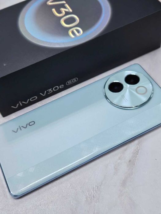 Vivo V30e, : 256 Gb {г. Астана ул. Женис 24} лот: 699496