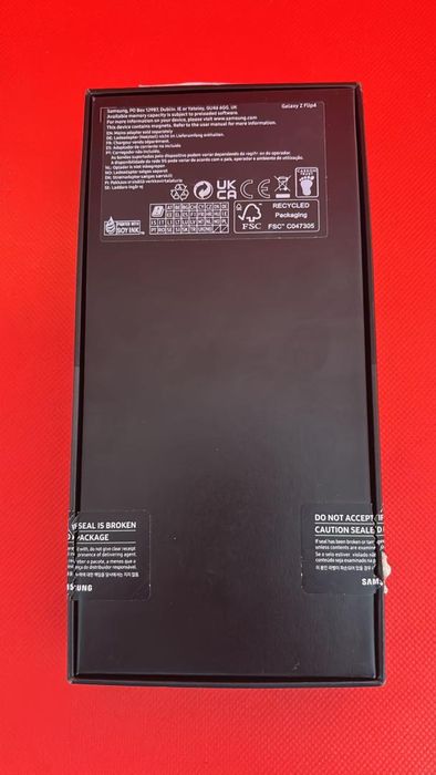 Telefon mobil Samsung Galaxy Z Flip4, 8GB RAM, 256GB, 5G -A-