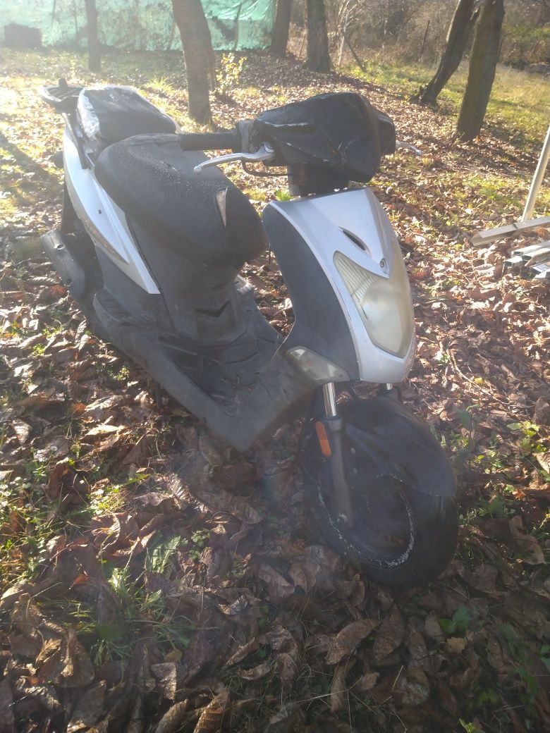 Kymco agility 50 4 t. На части