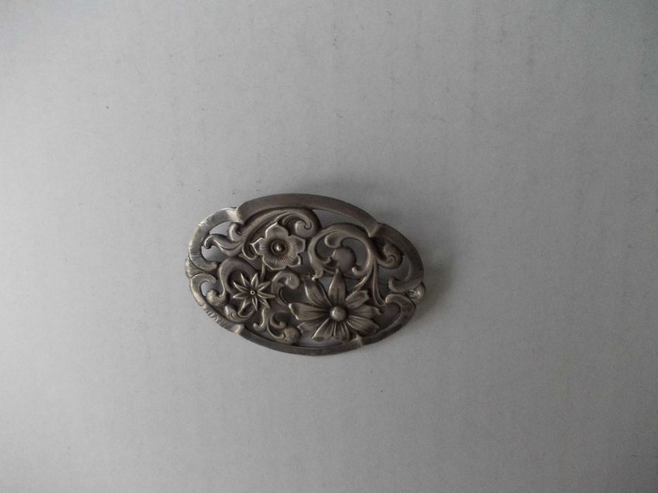 Brosa veche din argint 9