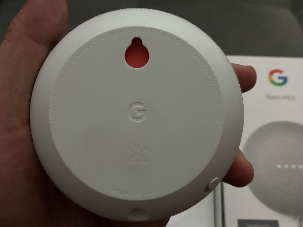 Google Nest Mini smart колонка