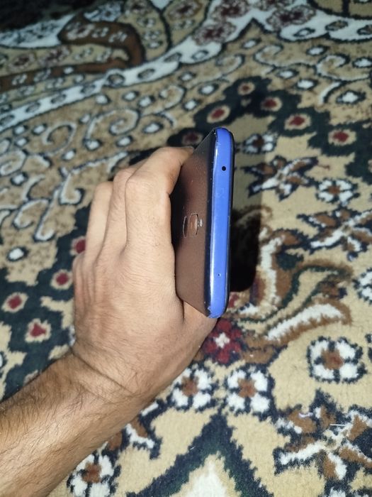 Redmi 8 xotira 3/ 32