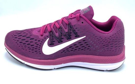 Nike zoom winflo running