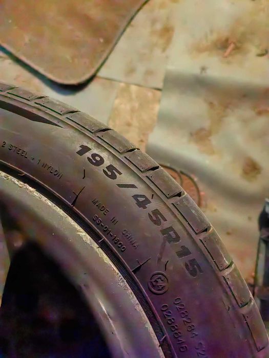 Jenti cu Anvelope 195/45R15
