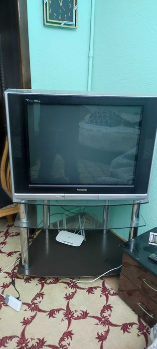 Телевизор Panasonic + Подставка