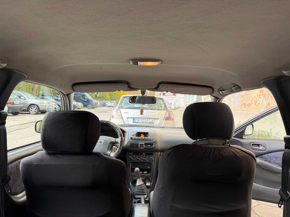 Toyota Corolla 1.4 VVTI 97 к.с. 2001г. Хечбек