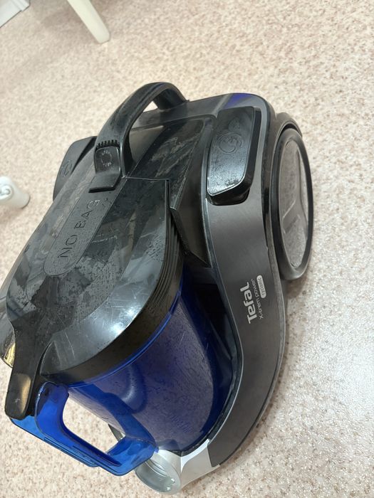 Продаётся пылесос