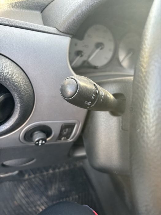 Пежо партнер 1-6HDI на части