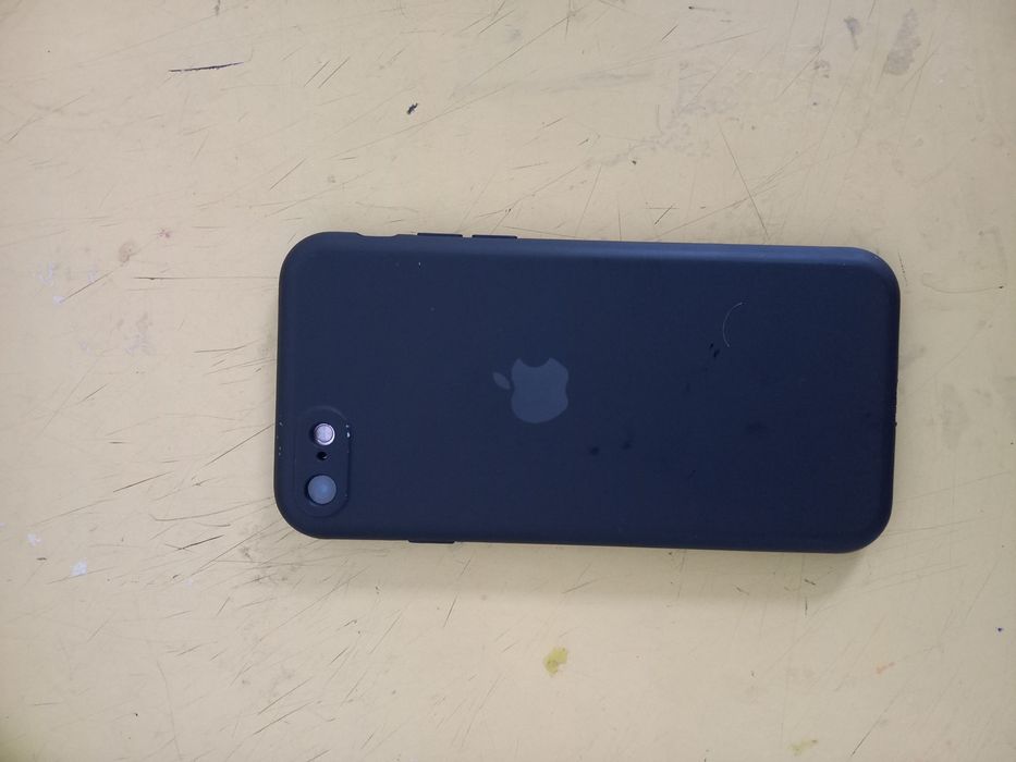 iPhone 7 идеальном состаяние
