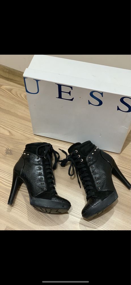 Дамски обувки Guess и други марки