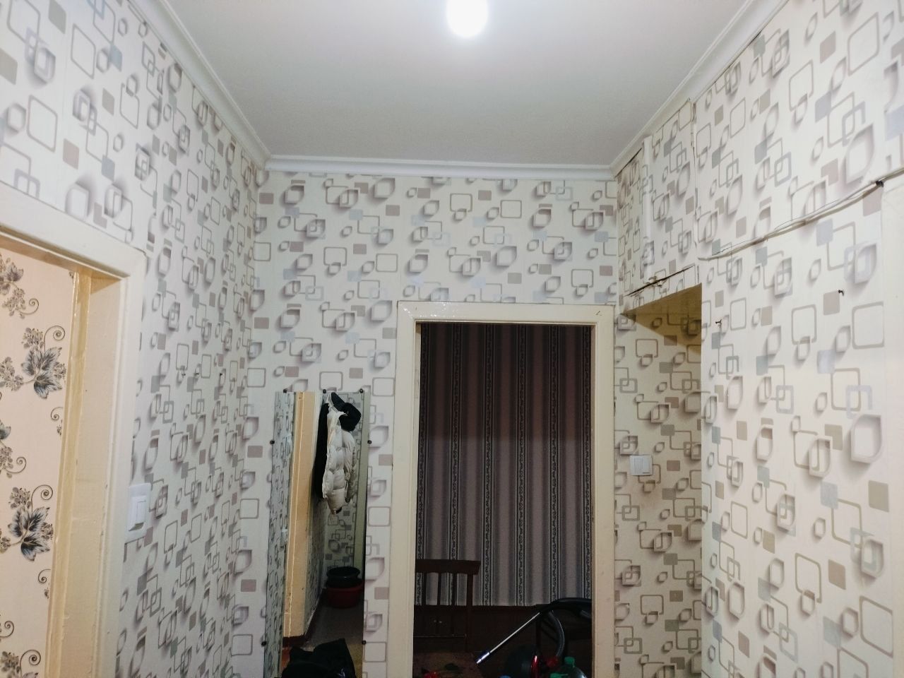 Срочно квартира сотилади